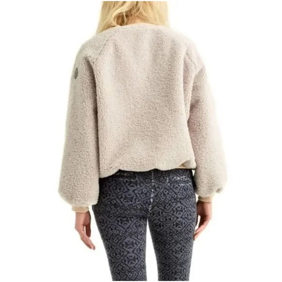 Boundless North Sweatshirt - Picture 2 of 8